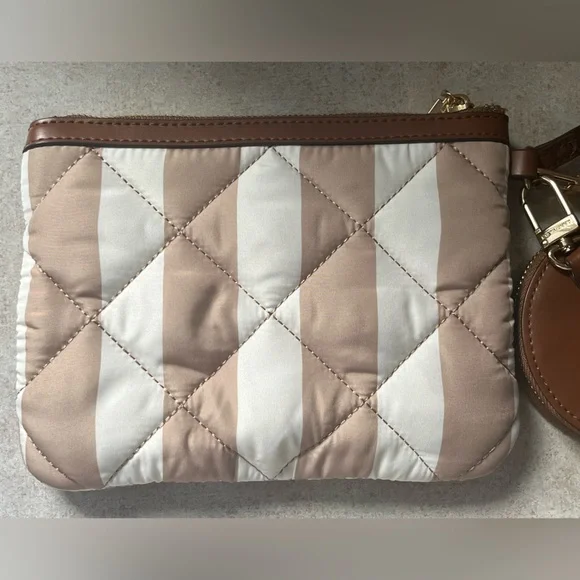 Women’s Anne Klein Beige 2-Pieces Wristlet With Coins Case NWOT - Picture 6 of 13